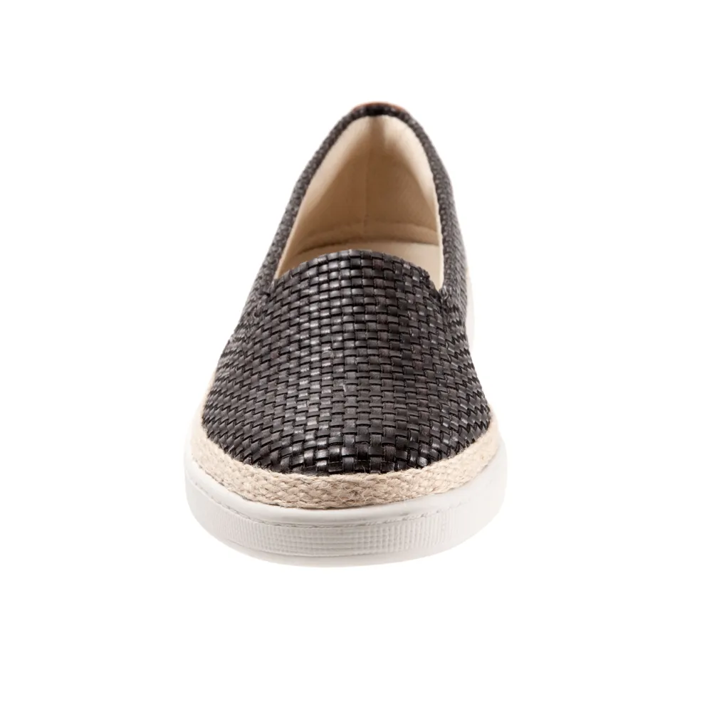 Accent Casual Slip On (T1803)