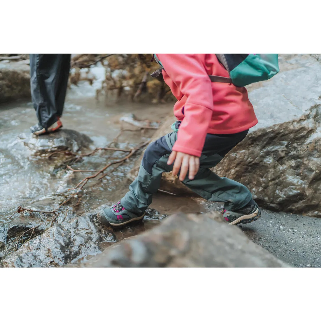 Children's waterproof walking shoes - CROSSROCK MID blue - size jr. 10 - ad. 2