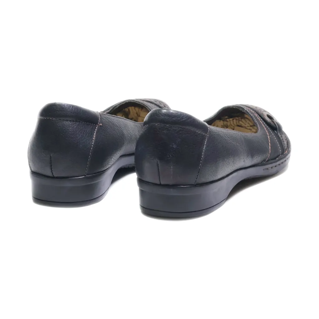 Clarks Espadrilles Leather Black Colour For Women