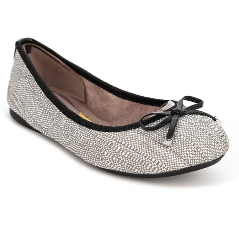 FRANKIE Ballet Flat Shoes - Black/White