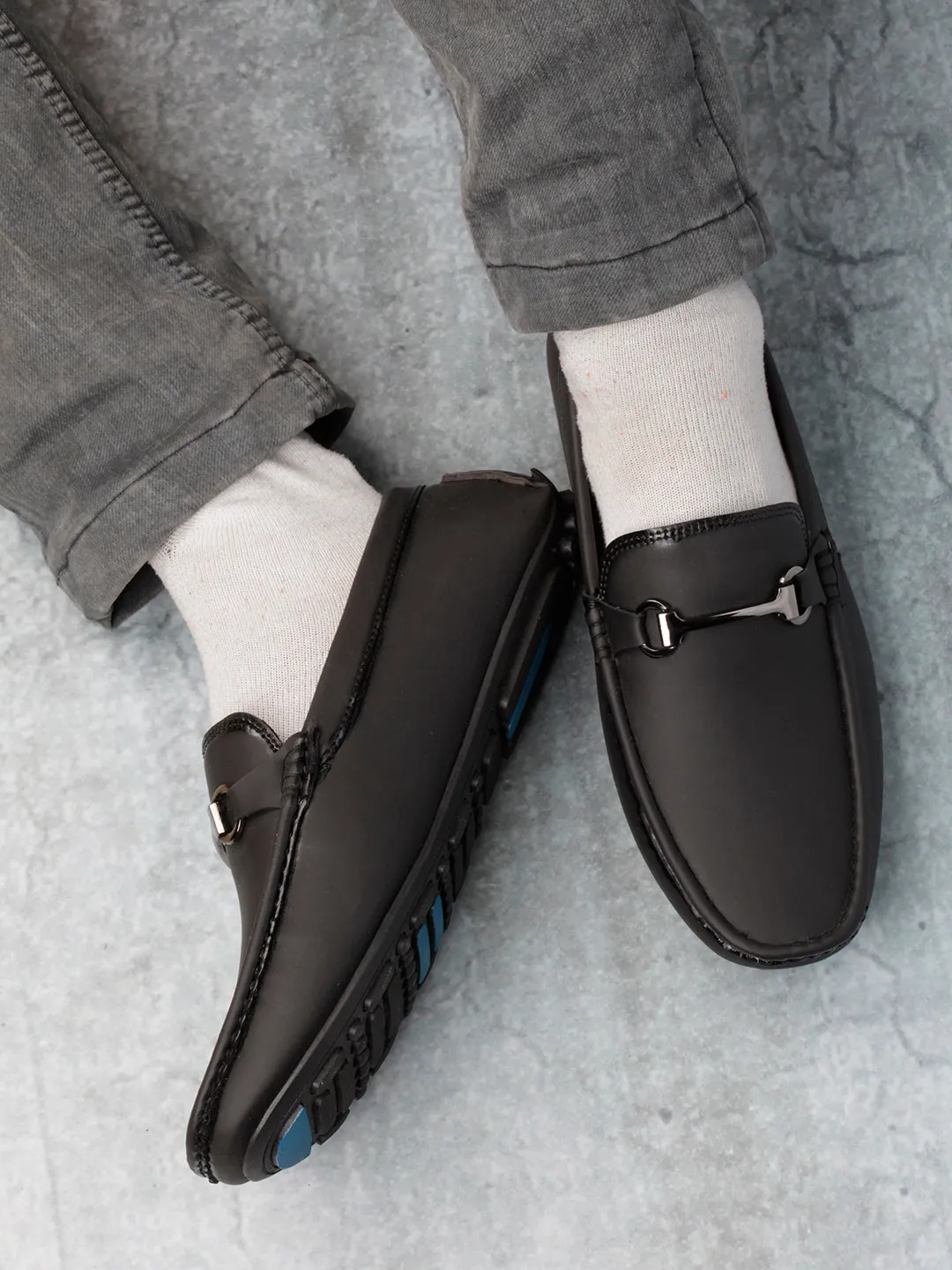 Men's Black Saddle Trim Loafer (IX4103)