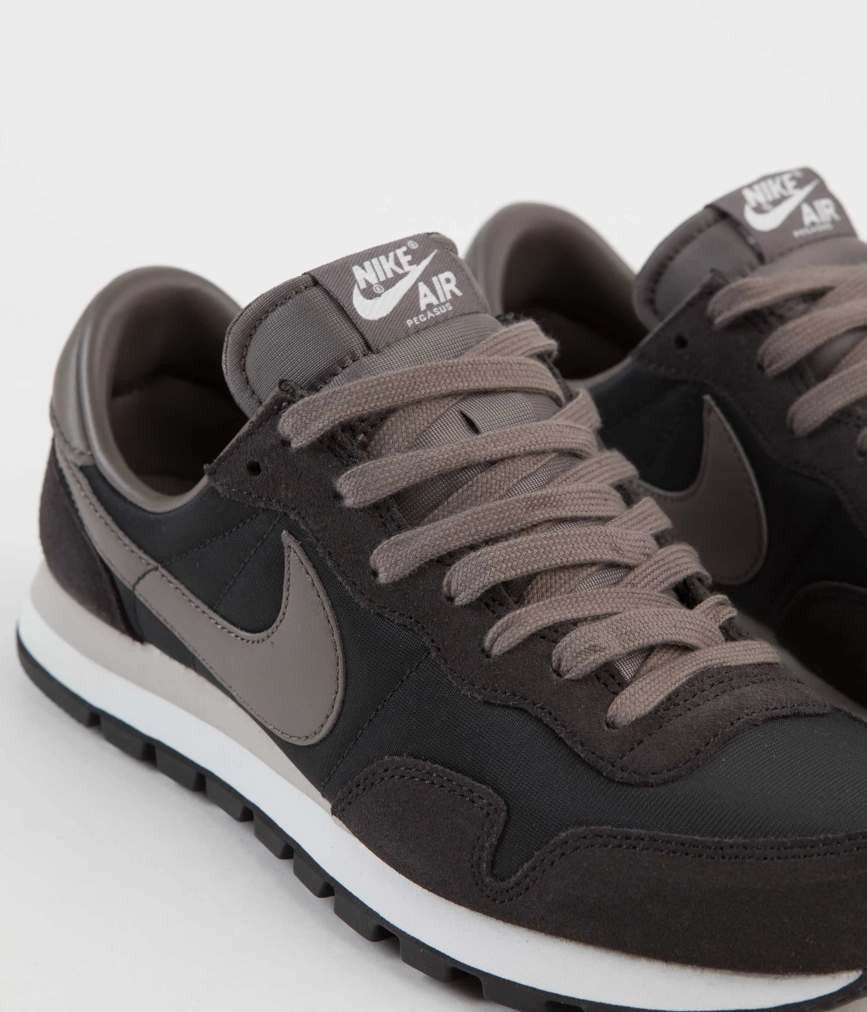 Nike Air Pegasus '83 Shoes - Off Noir / Cave Stone - College Grey