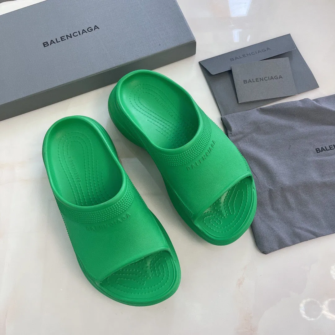 SE1040 BALENCIAGA Women's Pool Crocs™ Slide Sandal / Size5-11