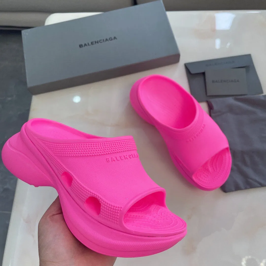 SE1040 BALENCIAGA Women's Pool Crocs™ Slide Sandal / Size5-11