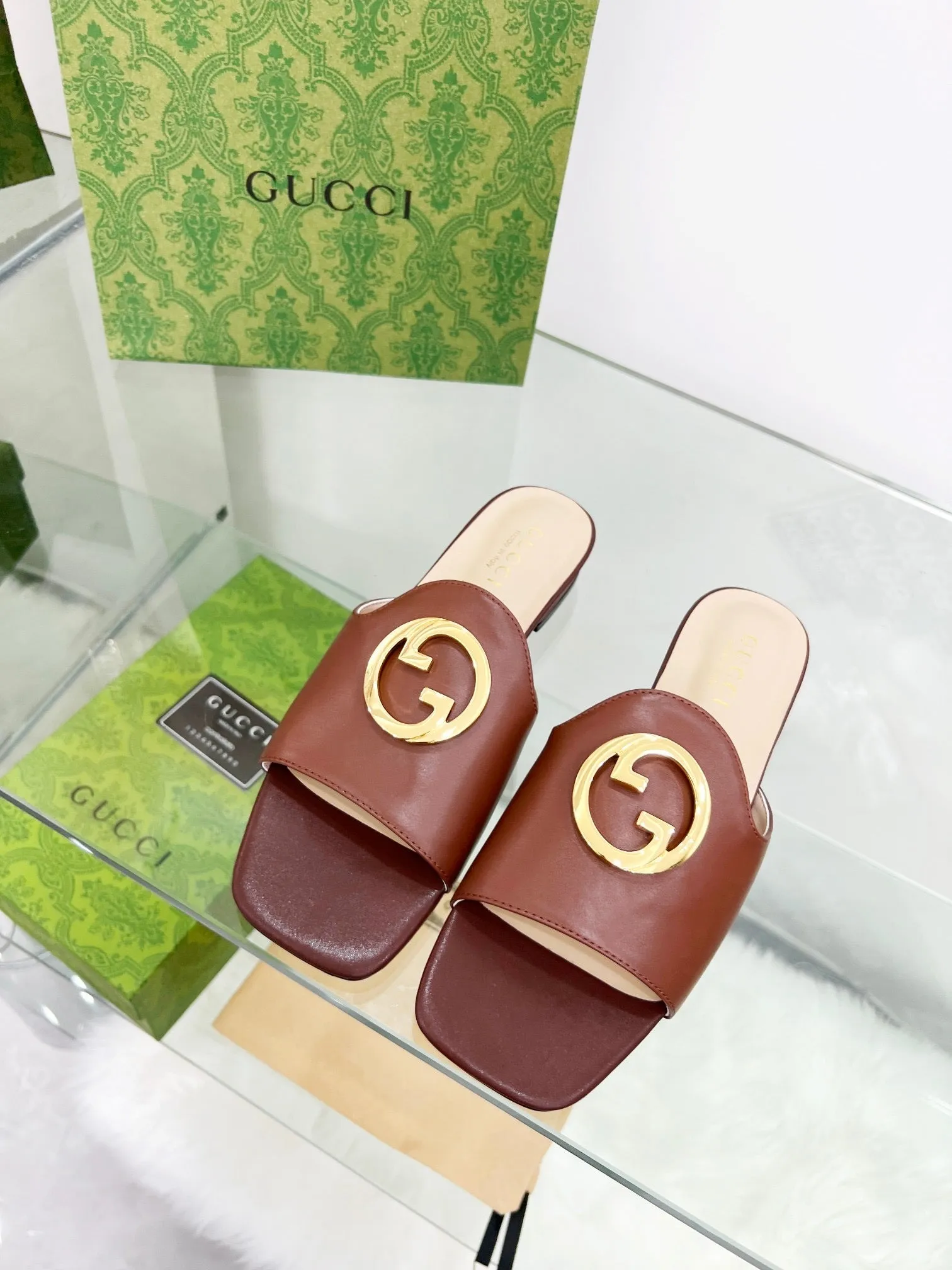 SE1066 Women's Gucci Nojum Blondie Slide /  Size5-12