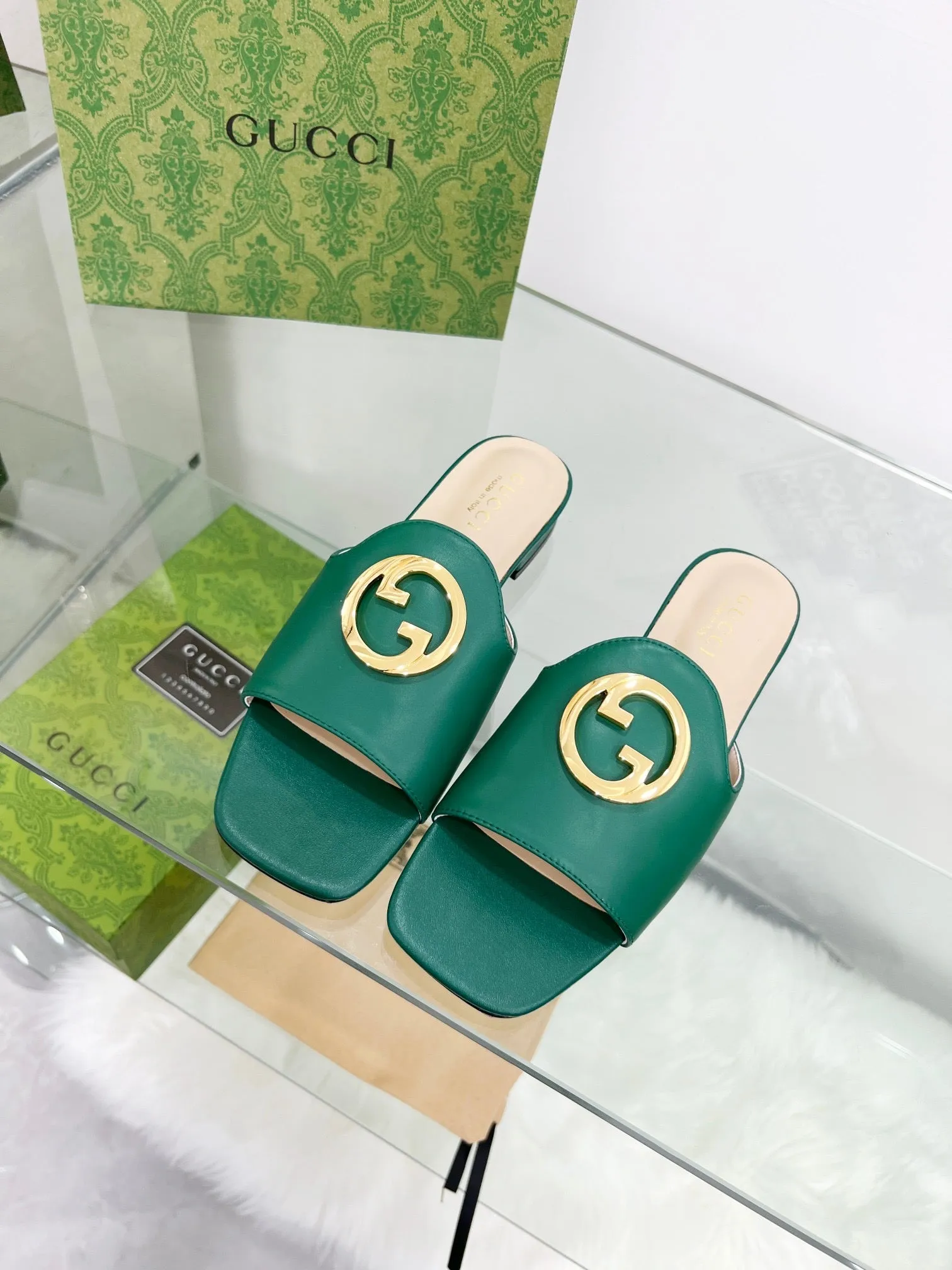 SE1066 Women's Gucci Nojum Blondie Slide /  Size5-12