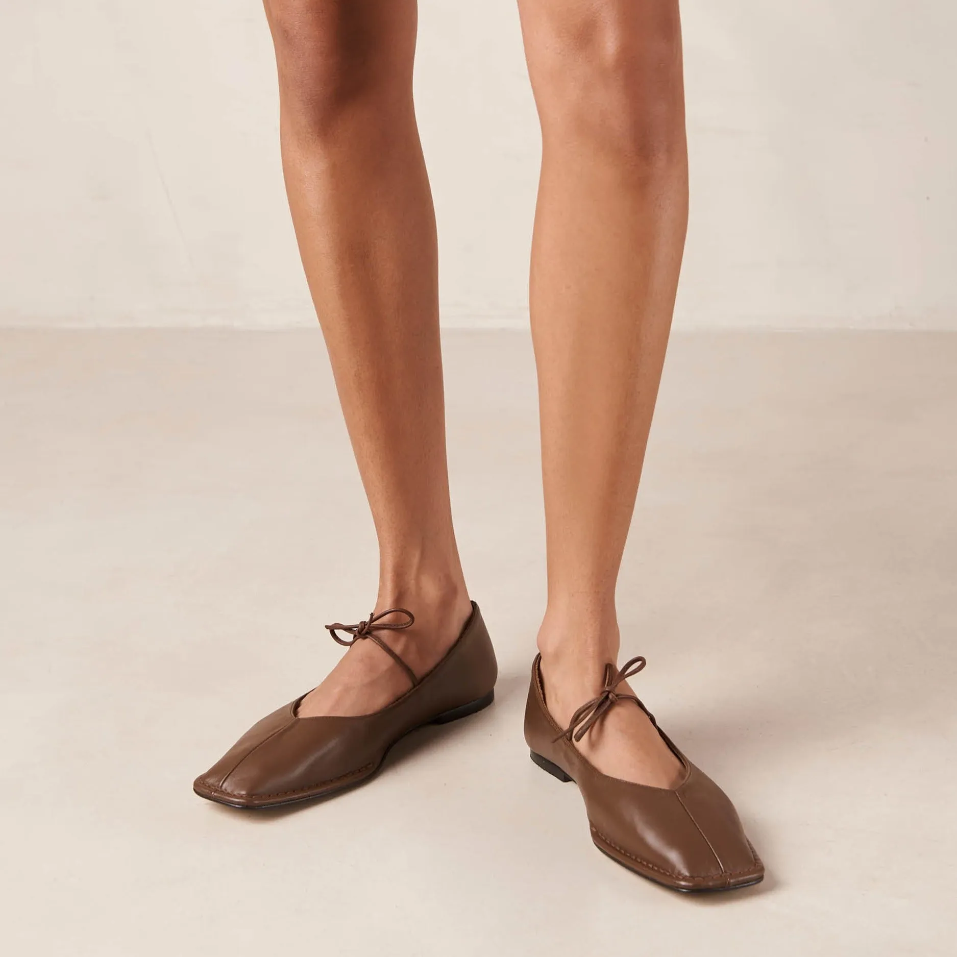 Sway Leather Flats - Chestnut Brown